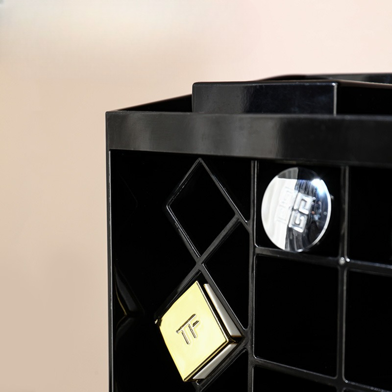 Light Luxury Lipstick Storage  – обзор и цена High Luxury Skincare